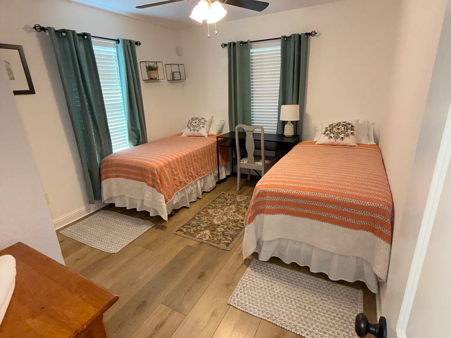 2 bed, 1542 sqft, $2,250 — Photo 2