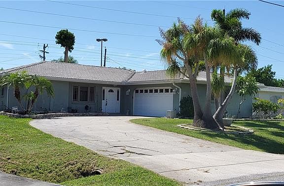 2nd image of 1784 Banyan Dr
