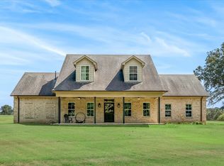 100 Sugar Hill Dr, Moscow, TN 38057