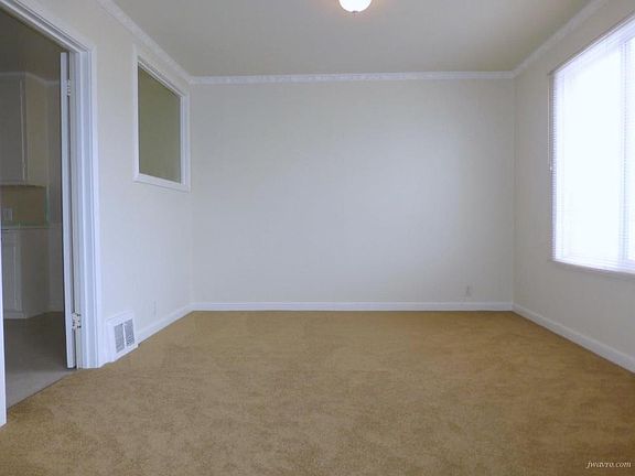 5th image of 3419 Taraval St