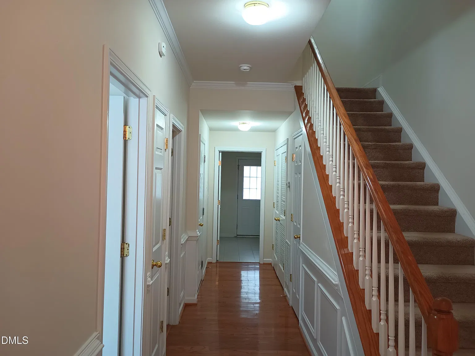 4 bed, 3.5 bath, 2020 sqft, $2,195 — Photo 3