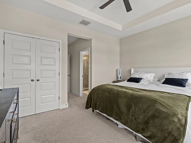 2110 W Palmetto St — Photo 37