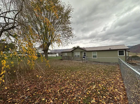 2690 Peppers Ferry Rd, Wytheville, VA 24382