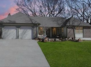 10231 Linden St, Overland Park, KS 66207