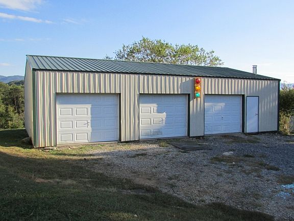 4th image of 2624 Blockhouse Rd