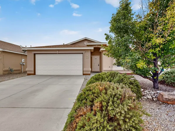 107 Oakwood Ct SW, Rio Rancho, NM 87124