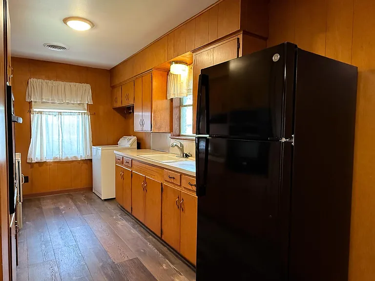 515 Elm St — Photo 5