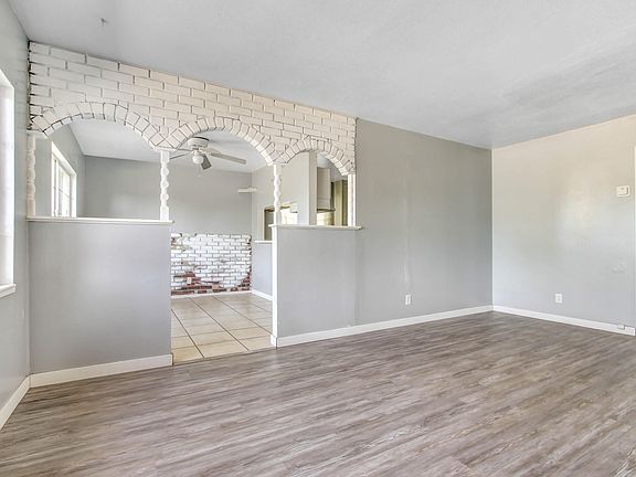 5th image of 621 W Avenue H8