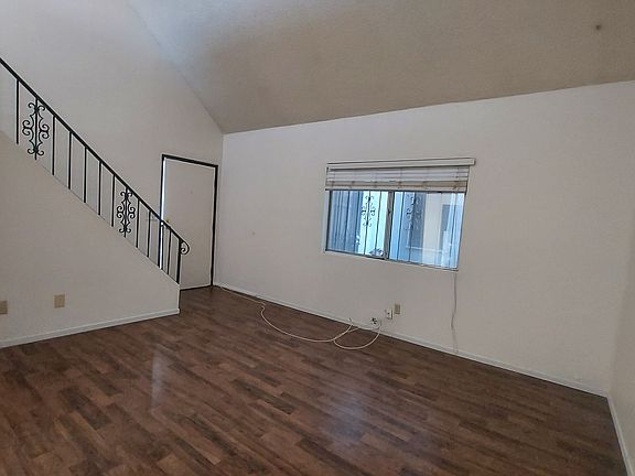 3rd image of 5107 Greene Ln APT B