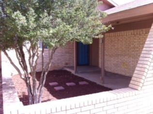 704 S Leon Ave, Monahans, TX 79756