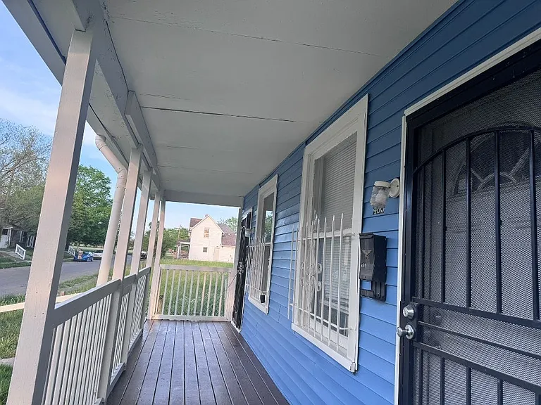 491 E Morrill Ave — Photo 18