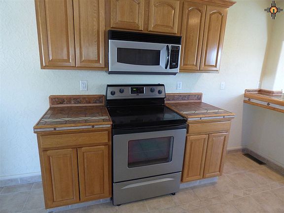 5th image of 1044 S 4th St