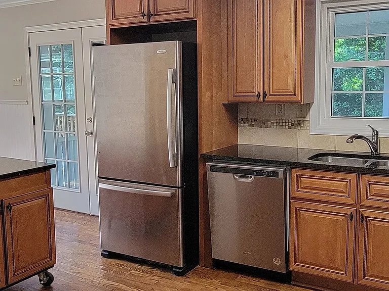 2497 Wentworth Dr NE — Photo 10