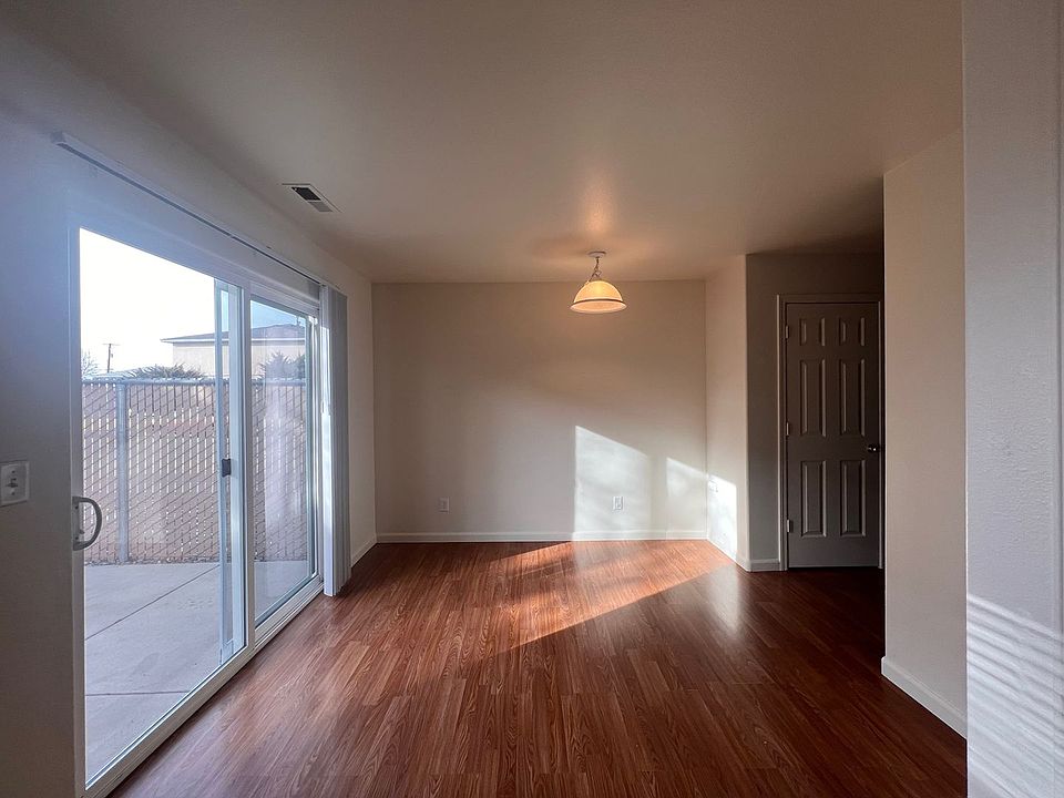 Starlite Drive 610 Apartments Fernley, NV Zillow