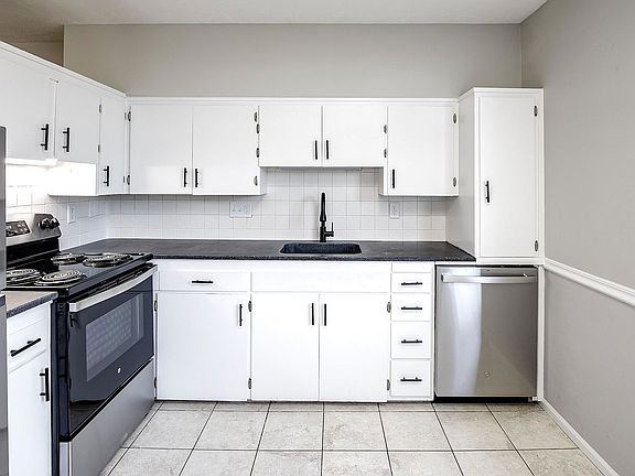 2nd image of 4813 S 131st St APT 24