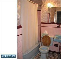 4th image of 4383 Salmon St