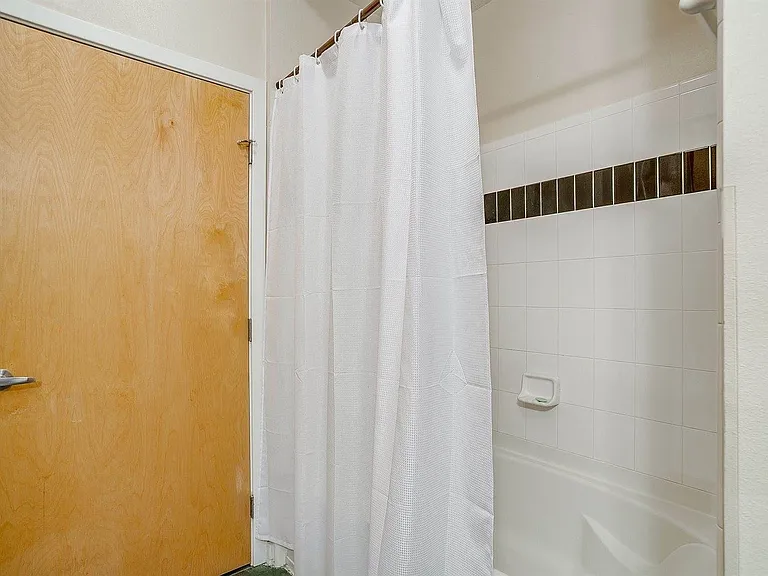 201 W Lancaster Ave #208 — Photo 16
