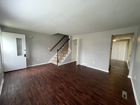 2nd image of 499 Goshen Ct