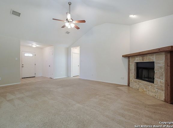 5th image of 2511 Town Cliff St