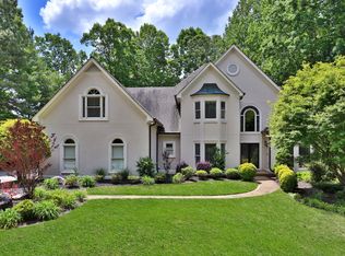 520 Trailside Ct, Roswell, GA 30075
