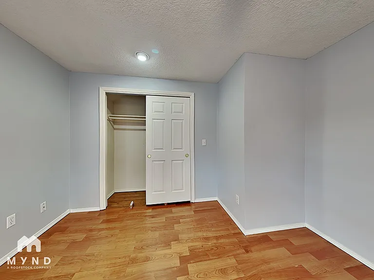 812 NW 143rd St — Photo 11