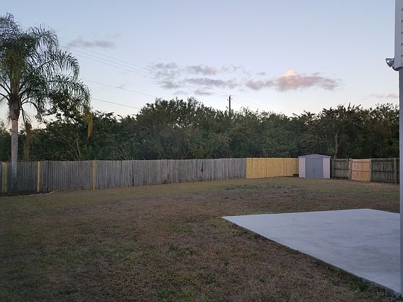 3rd image of 10425 Opus Dr