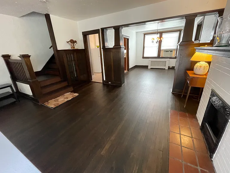 511 S Graham St — Photo 10