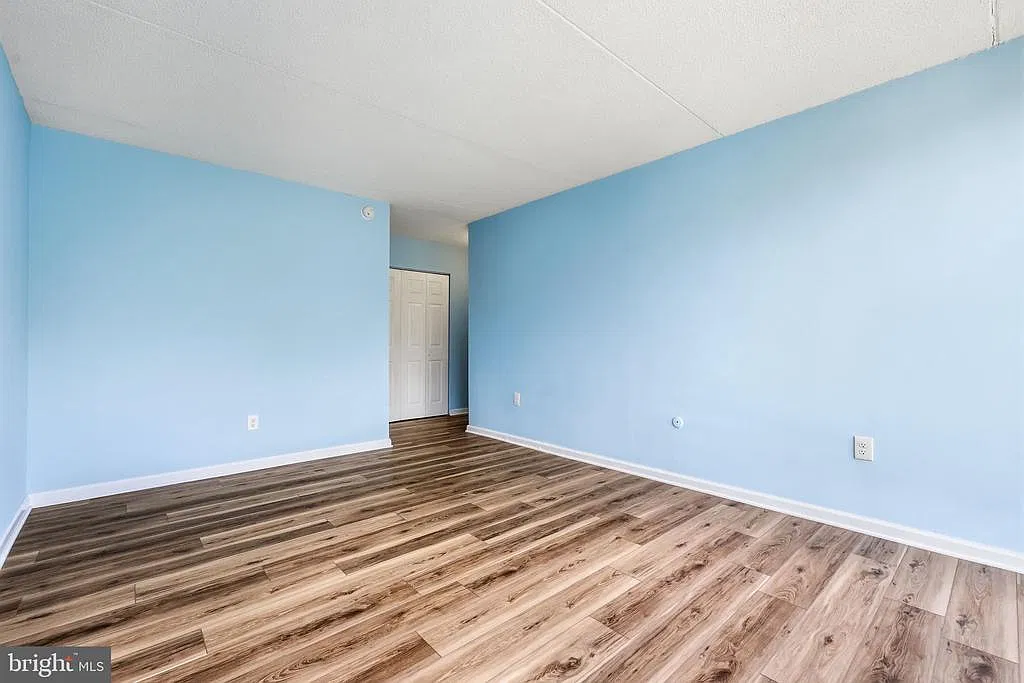 2 bed, 2.0 bath, 1030 sqft, $2,100 — Photo 3