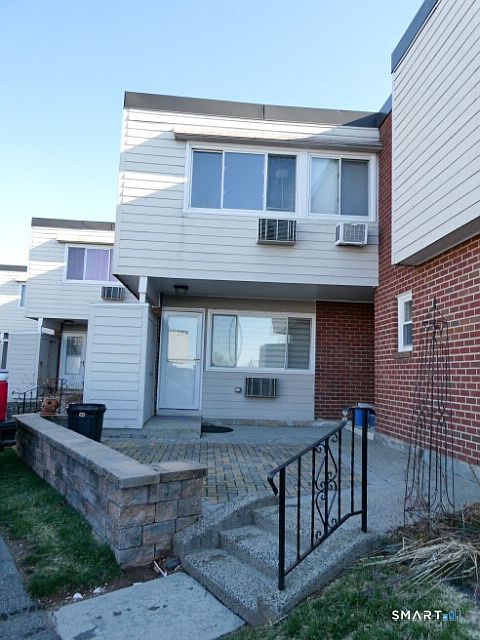 1st image of 203 West Walk