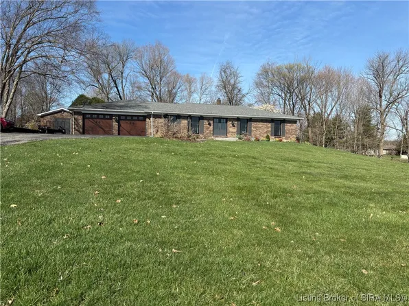 575 S Paynter Lane, Salem, IN 47167