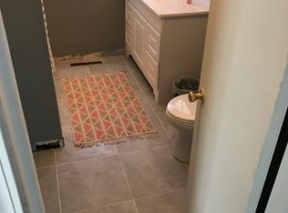 1312 SW 32nd St, Topeka, KS 66611
