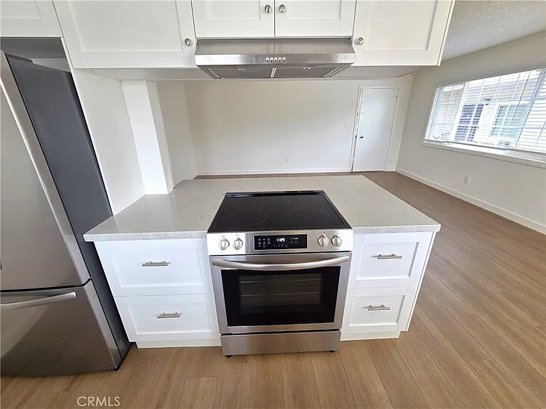 1214 Agate St #D — Photo 7