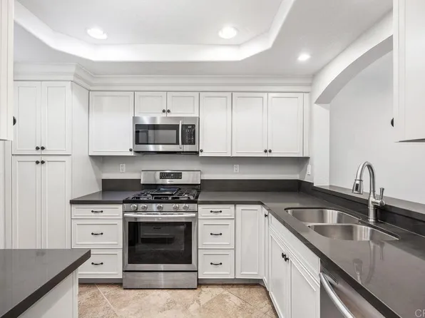 750 Breeze Hill Rd APT 110, Vista, CA 92081