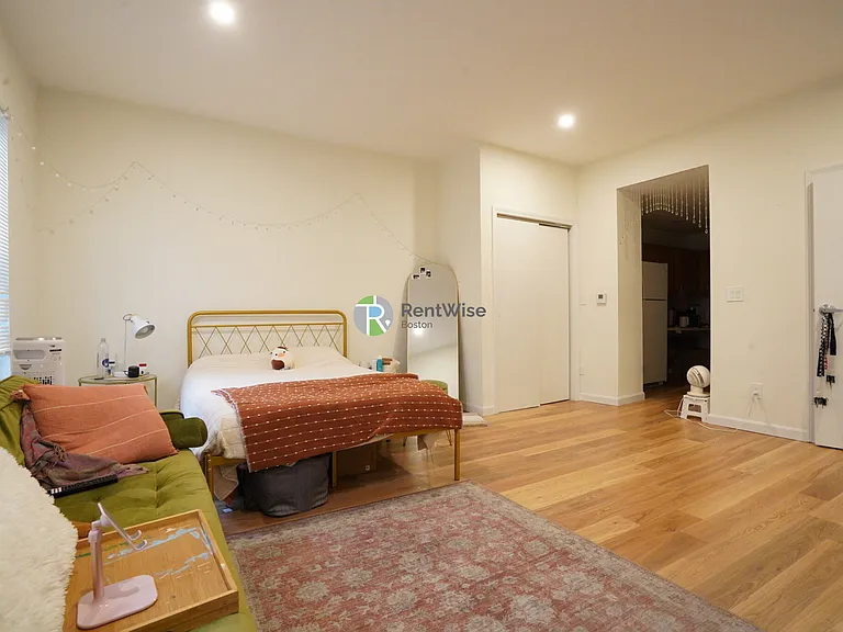 550 Massachusetts Ave #2 — Photo 4