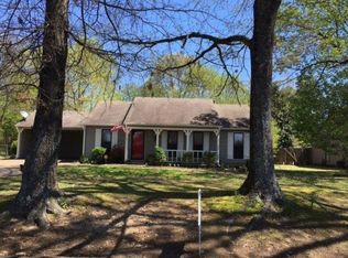 531 Old Humboldt Rd, Jackson, TN 38305