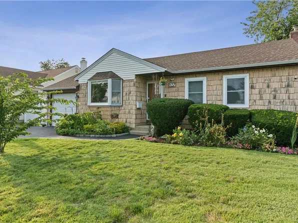 357 N Hickory Street, Massapequa, NY 11758