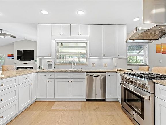 4th image of 27244 Jolly Roger LN