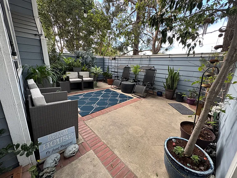 8115 Surfline Dr #D — Photo 2