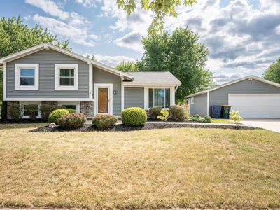 7601 S Manor AVENUE, Oak Creek, WI, 53154