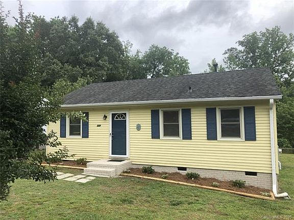 2nd image of 233 Nila Dawn Ave