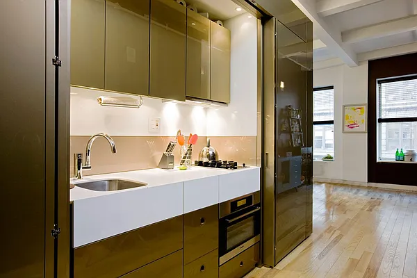 Sold by Avenue Real Estate | media 15