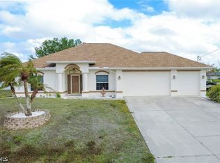 1005 NW 9th Ter, Cape Coral, FL 33993