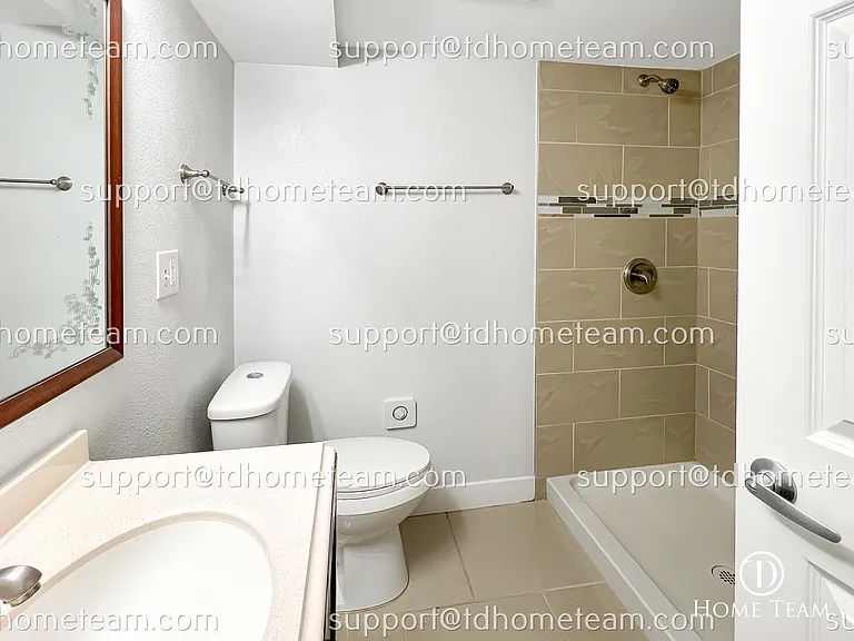 5302 S Pine St — Photo 15