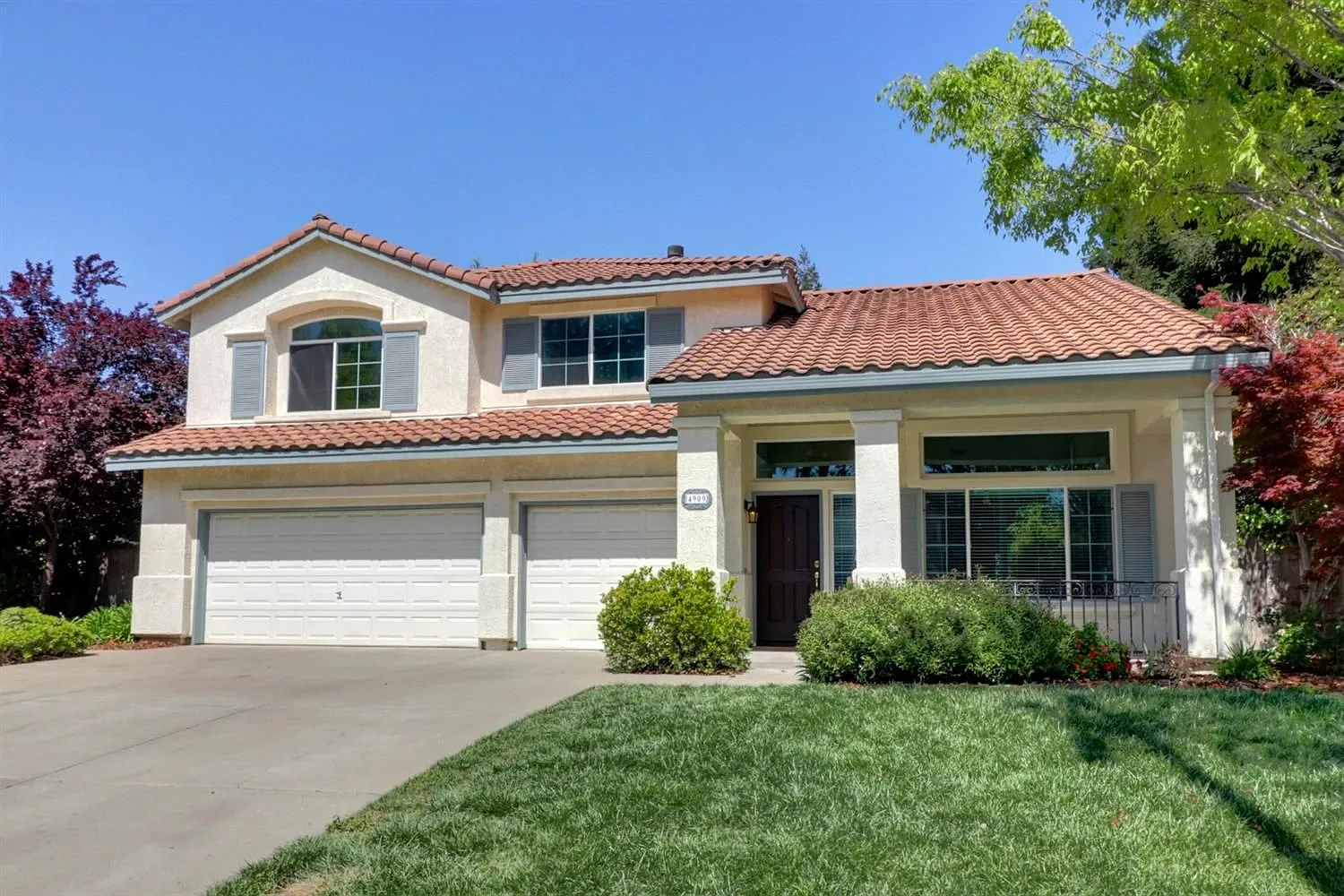 4909 Laguna Woods Dr photo 1