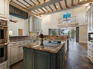 705 Grandview Dr, Corsicana, TX 75109