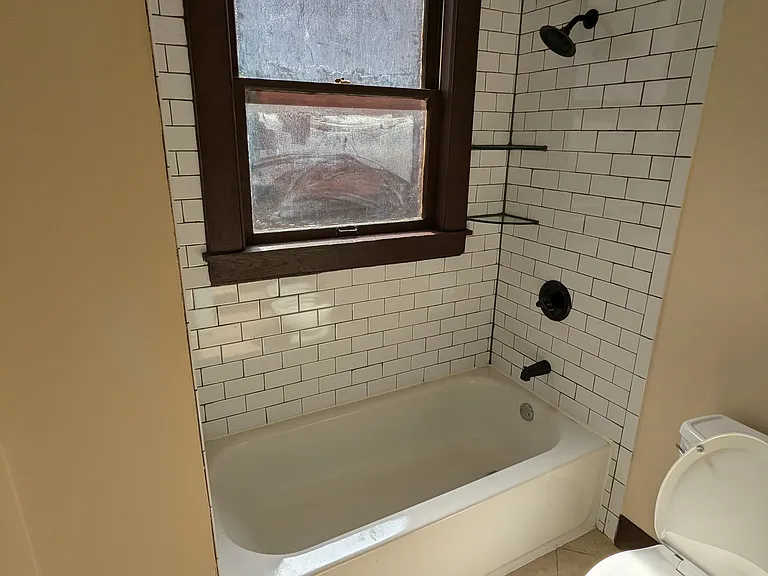 1285 E 101st St #6 — Photo 6