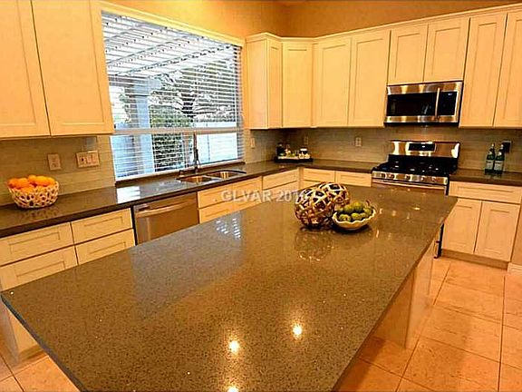 3rd image of 1454 Hodges Ave