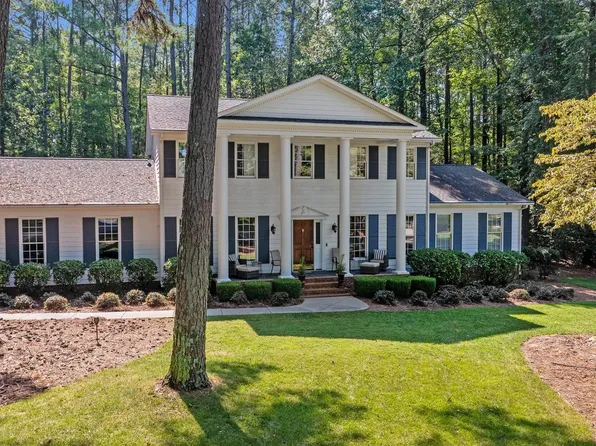 2 Pine Valley Ct, Spartanburg, SC 29306