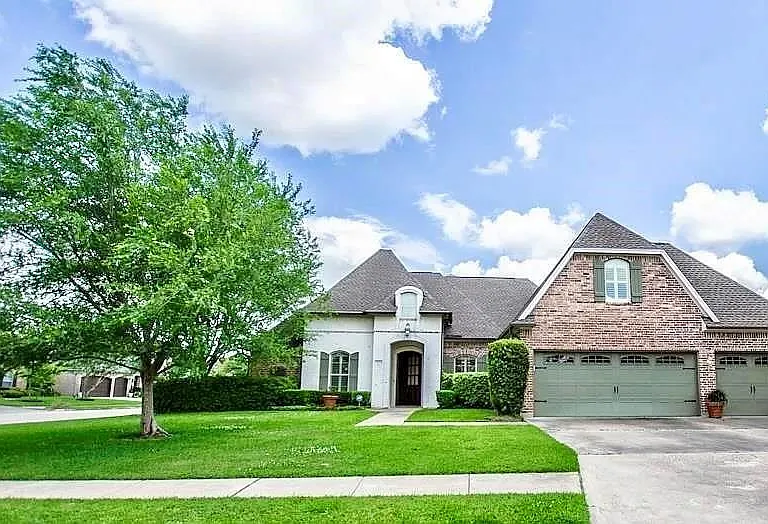 3590 Prescott Dr — Photo 1