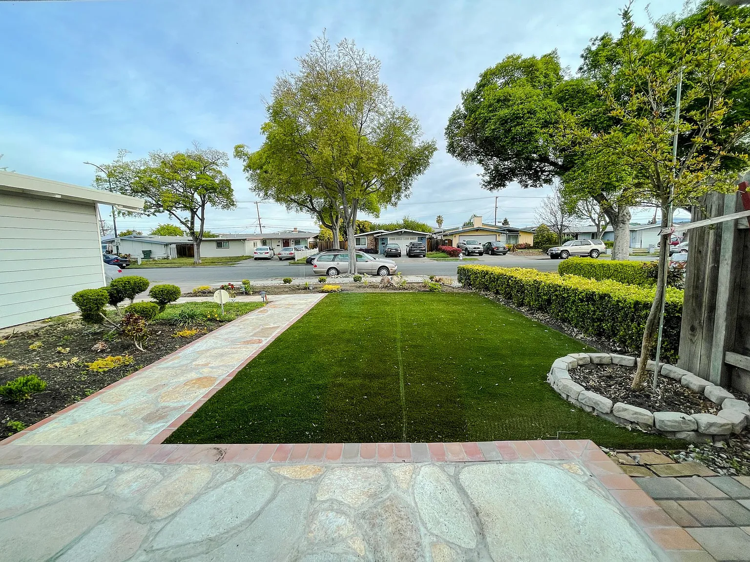 758 Lakebird Dr — Photo 3